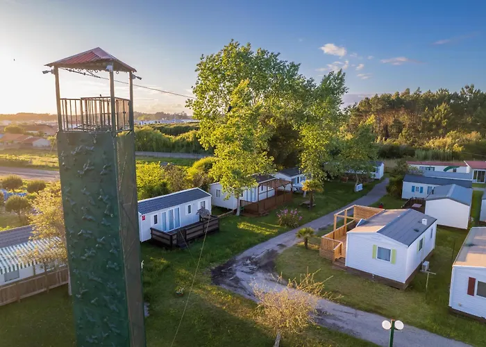 Bungalows Land'Shause 2*