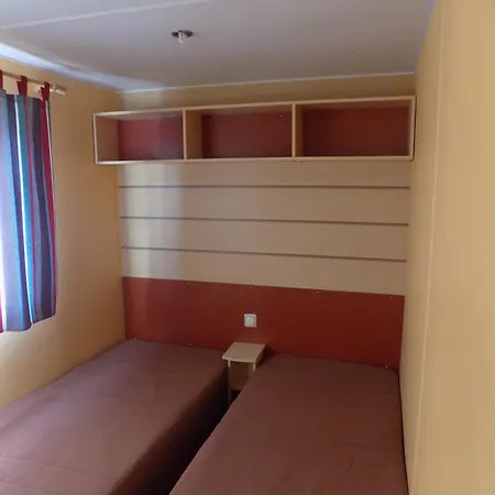 Land'shause Prázdninový areál Pataias