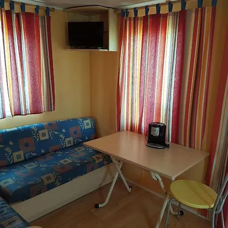 Land'shause 2* Pataias