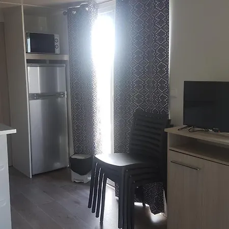 Land'shause Prázdninový areál 2*