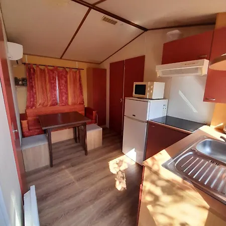 Land'shause Pataias